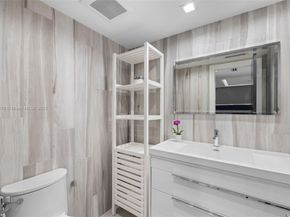 1450 Lincoln Rd 304, Miami Beach FL 33139