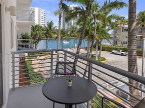 1450 Lincoln Rd 304, Miami Beach FL 33139