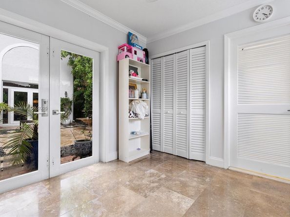 6478 NW 113th Pl, Doral FL 33178