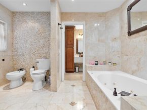 6478 NW 113th Pl, Doral FL 33178