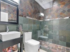 6478 NW 113th Pl, Doral FL 33178