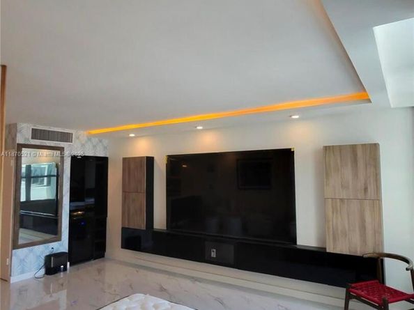 2899 Collins Ave 1634, Miami Beach FL 33140