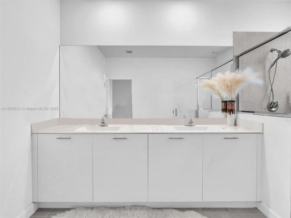 12929 NW 24th Ave, Miami FL 33167