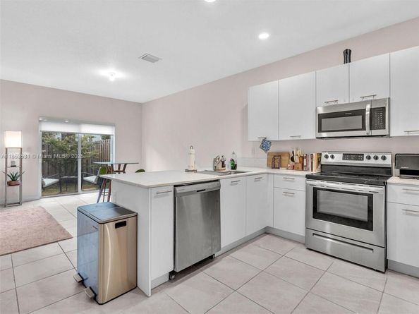 12929 NW 24th Ave, Miami FL 33167
