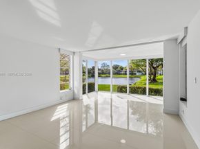 4280 Oaks Ter 102, Pompano Beach FL 33069