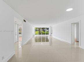 4280 Oaks Ter 102, Pompano Beach FL 33069