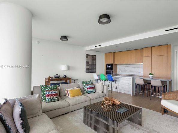 8701 Collins Ave 604, Miami Beach FL 33154