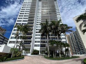 3140 S Ocean Dr PH7, Hallandale Beach FL 33009
