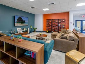 3140 S Ocean Dr PH7, Hallandale Beach FL 33009