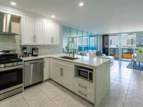 3140 S Ocean Dr PH7, Hallandale Beach FL 33009