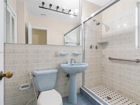 3241 SW 20th St, Miami FL 33145