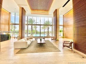 16385 Biscayne Blvd 1402, North Miami Beach FL 33160