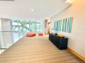 16385 Biscayne Blvd 1402, North Miami Beach FL 33160