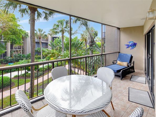 3605 S Ocean Blvd 206, South Palm Beach FL 33480