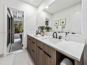 1500 NW 108th Way, Coral Springs FL 33071