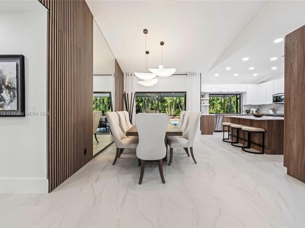 1500 NW 108th Way, Coral Springs FL 33071