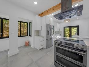 5981 NE 6th Ave, Miami FL 33137