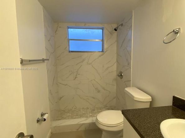 6505 Winfield Blvd B19, Margate FL 33063