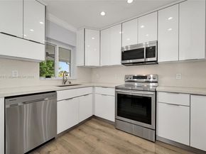 941 NW 40th Ave, Miami FL 33126