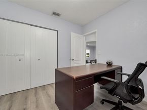941 NW 40th Ave, Miami FL 33126