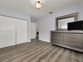 941 NW 40th Ave, Miami FL 33126