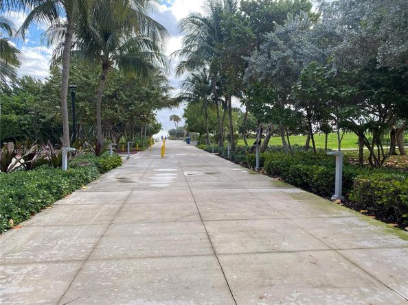 1155 S Biscayne Point Rd, Miami Beach FL 33141