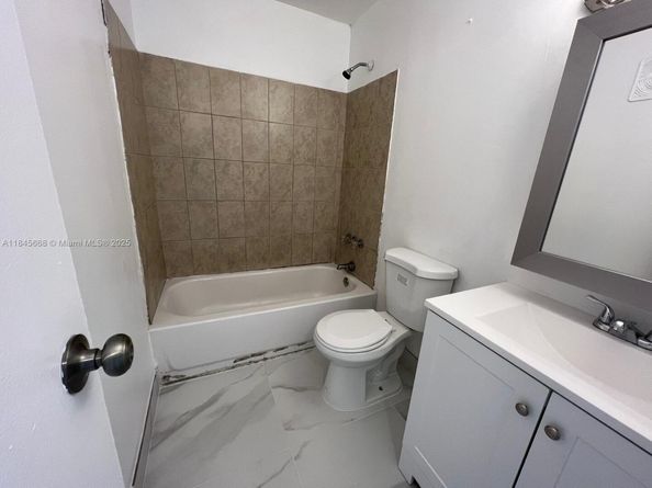 505 NW 177th St 243, Miami Gardens FL 33169