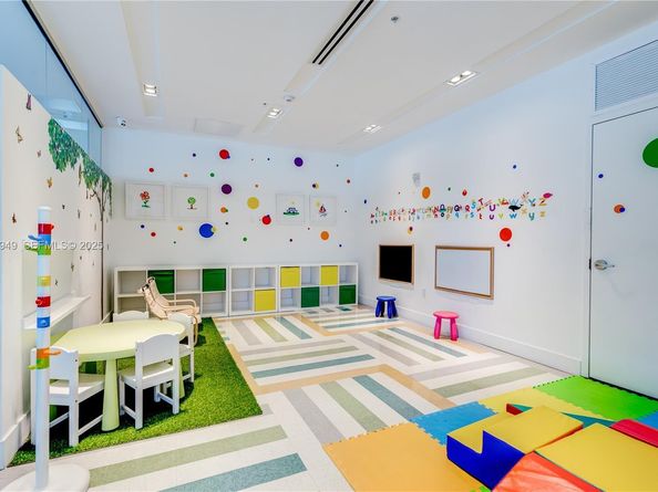 1600 SW 1st Ave 603, Miami FL 33129