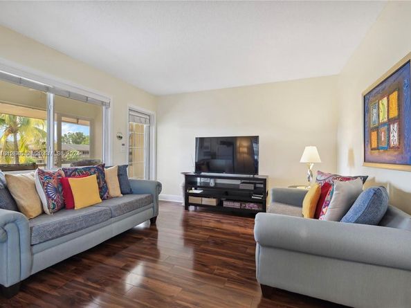 5300 Washington St D309, Hollywood FL 33021