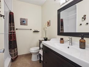 5300 Washington St D309, Hollywood FL 33021