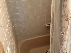 2343 NW 28th St #1-2, Oakland Park FL 33311