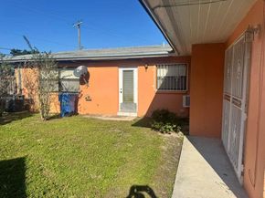 2343 NW 28th St #1-2, Oakland Park FL 33311