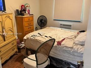 2343 NW 28th St #1-2, Oakland Park FL 33311