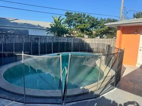 2343 NW 28th St #1-2, Oakland Park FL 33311