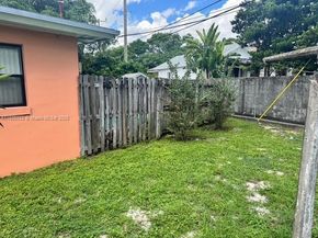 2343 NW 28th St #1-2, Oakland Park FL 33311