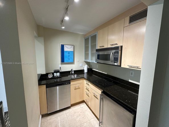 2670 E Sunrise Blvd 317, Fort Lauderdale FL 33304