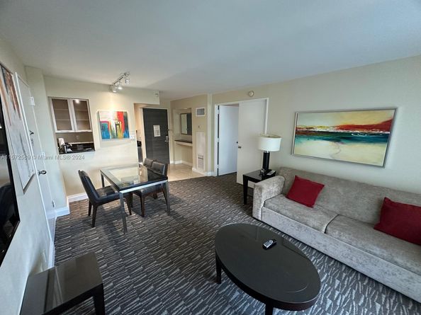 2670 E Sunrise Blvd 317, Fort Lauderdale FL 33304