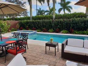 2730 NE 1st St, Homestead FL 33033