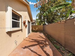 10523 SW 161st  PL, Miami FL 33196