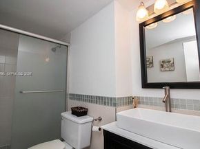 600 Three Islands Blvd 622, Hallandale Beach FL 33009