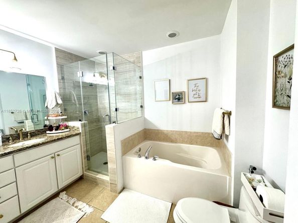 3001 NE 185th St 225, Aventura FL 33180