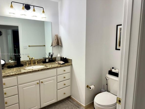 3001 NE 185th St 225, Aventura FL 33180