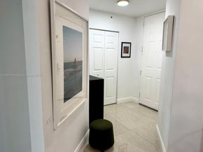 3001 NE 185th St 225, Aventura FL 33180