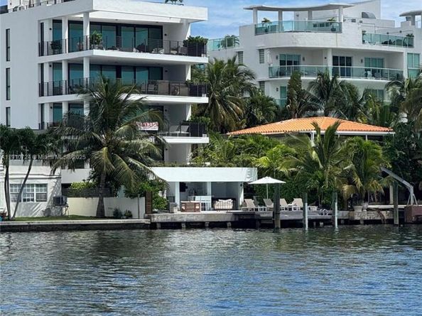 1930 Bay Dr 1, Miami Beach FL 33141