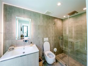 1930 Bay Dr 1, Miami Beach FL 33141