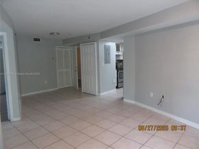 2475 NW 16th St Rd 205, Miami FL 33125