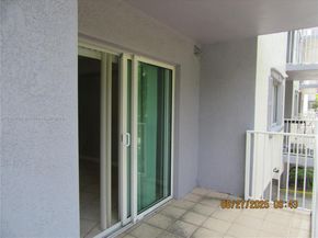2475 NW 16th St Rd 205, Miami FL 33125