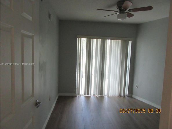 2475 NW 16th St Rd 205, Miami FL 33125