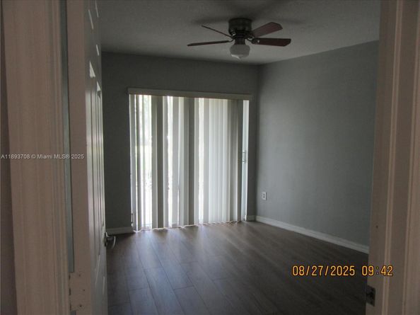 2475 NW 16th St Rd 205, Miami FL 33125