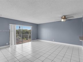 455 S Pine Island Rd 303C, Plantation FL 33324